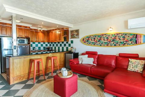 Spacious 2 Bedroom Apartment With Panoramic Views - VIC Tourism 0