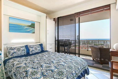 Spacious 2 Bedroom Apartment With Panoramic Views - VIC Tourism 4