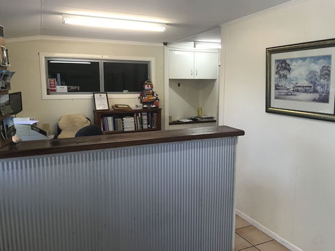 Blackall Coolibah Motel - VIC Tourism 3
