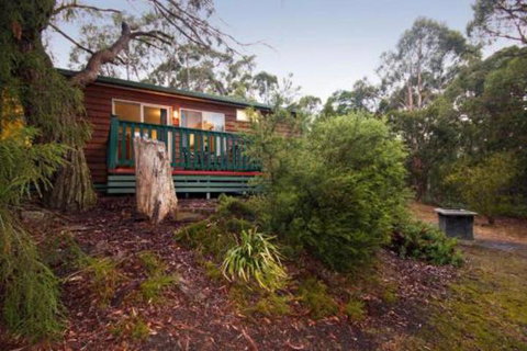 Hidden Valley Cabins - VIC Tourism 3