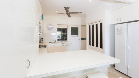 Villa 21 Tangalooma - VIC Tourism 5