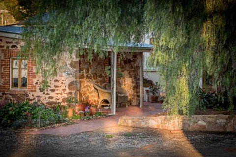 Lucys Cottage - VIC Tourism 6