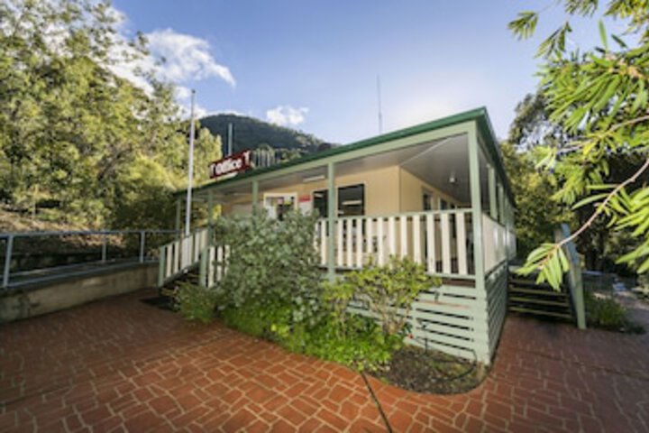 Burrinjuck NSW VIC Tourism