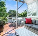 Privacy by the river Noosaville - VIC Tourism