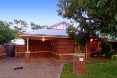 Prowse Pad - VIC Tourism 0