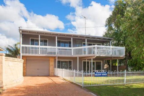 Bay Vista - VIC Tourism 0