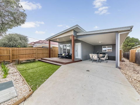 5B Genesta St. Cowes - VIC Tourism 6