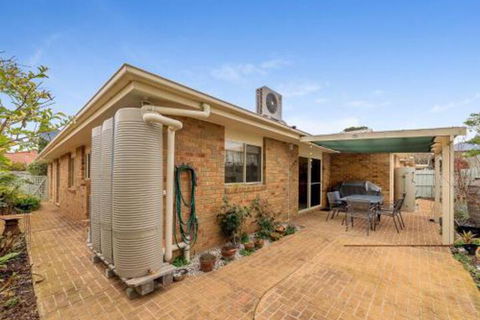 2 / 3 Wyndham AveCowes - VIC Tourism 4