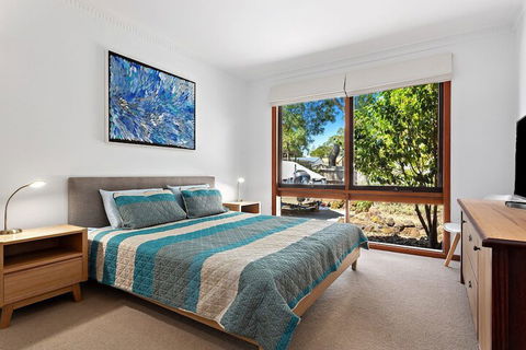 1 Gordon - Kenros Beach House - VIC Tourism 7