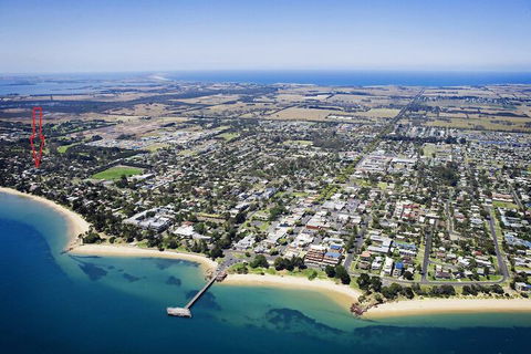 1 Gordon - Kenros Beach House - VIC Tourism 1