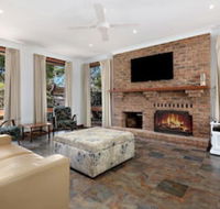 1 Gordon - Kenros Beach House - VIC Tourism