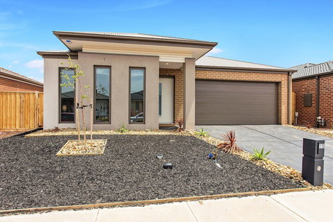 Point Cook Villas - VIC Tourism 1