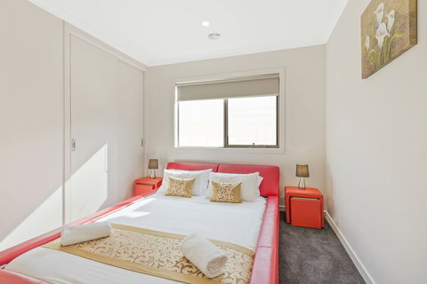 Point Cook Villas - VIC Tourism 4
