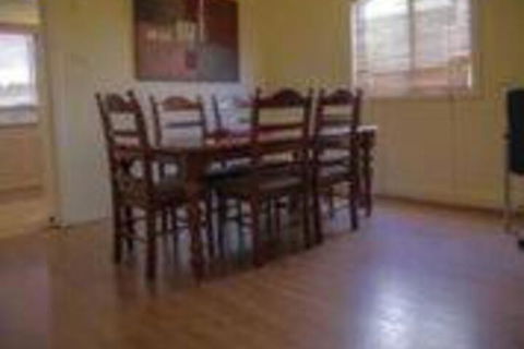 Heathers Mica Cottage - VIC Tourism 3