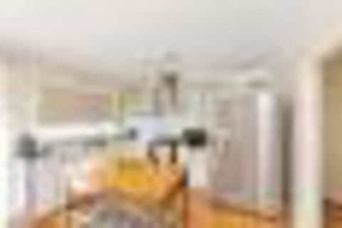 Red Rock Beach Retreat Linen & WiFi Included - VIC Tourism 5
