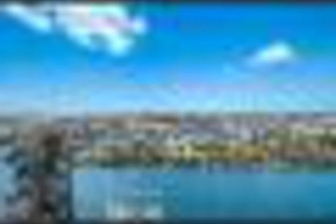 GUSTAVs THE KISS 2Bed Brisbane CBD Netflix - VIC Tourism 2