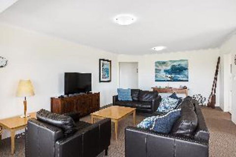 3 Bedroom Apartment Albacore Unit 6 12 Ondine Close - VIC Tourism 3