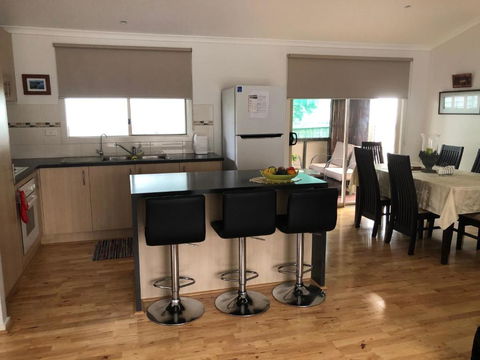 Modern Home Tarwin Lower - VIC Tourism 3