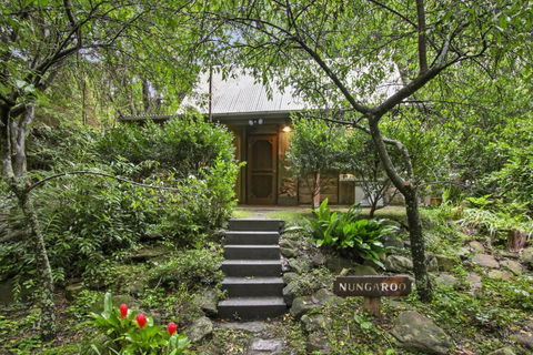 NUNGAROO COTTAGE - VIC Tourism 5