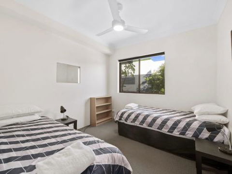 Hawaiian Gardens Unit 22 - VIC Tourism 3