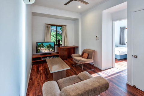 Uisce Luxury Holiday House With Jacuzzi Pool Table Cinema Premium Foxtel & Two Buggies - VIC Tourism 4