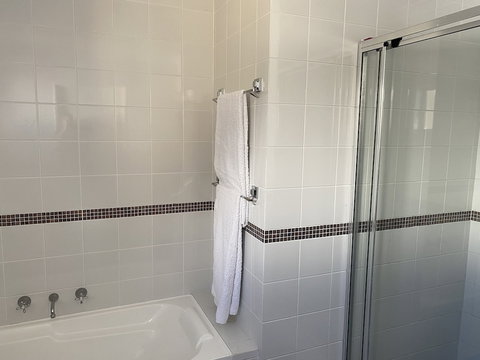 Seaview Apartment - VIC Tourism 1