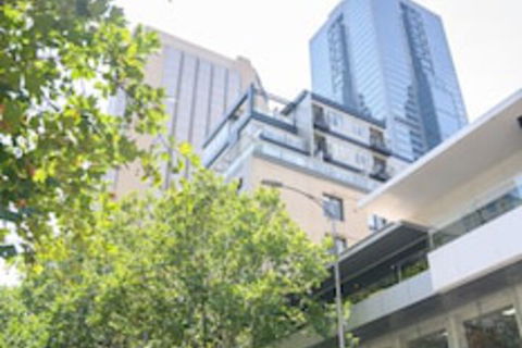 LUCY Laneway Art Fed Square Bars & Flinderst St. Station - VIC Tourism 0
