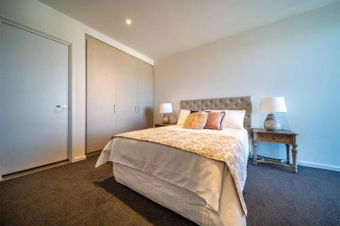 Divinity On Morphett In The Heart Of The CBD Free Wifi Nespresso - VIC Tourism 5