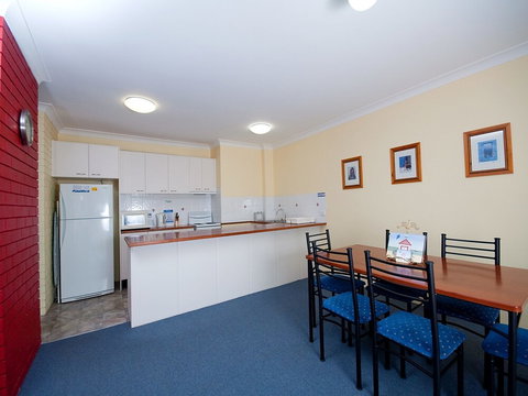 Maeva Lodge Unit 4 / 14 Gretel Close - VIC Tourism 4
