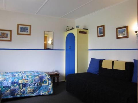 Naracoopa Holiday Cottages - VIC Tourism 3