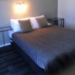 Greenleigh Cooma Motel - VIC Tourism 0