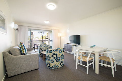 Oaks Sunshine Coast Oasis Resort - VIC Tourism 7