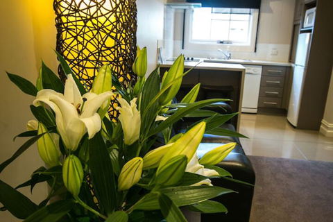 Gallery Apartments - VIC Tourism 6