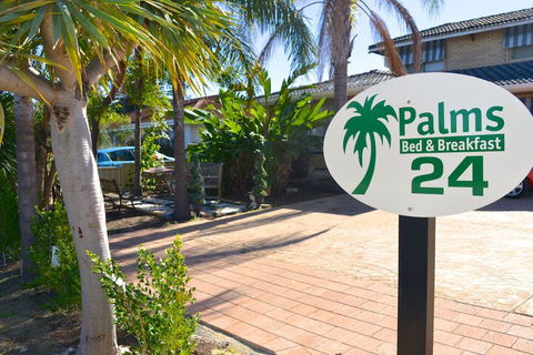 Palms Bed & Breakfast - VIC Tourism 1