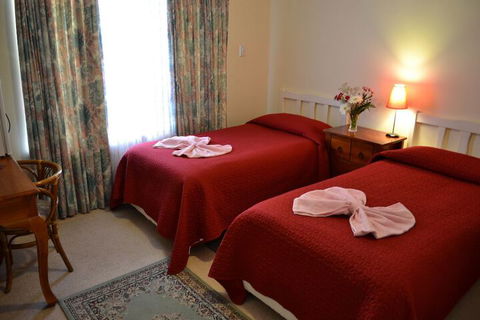 Palms Bed & Breakfast - VIC Tourism 6