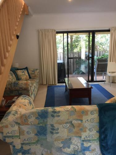 Central Cowes Family Townhouses - VIC Tourism 4