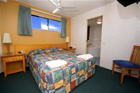 Royal Apartments - VIC Tourism 6