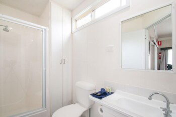 Warragul Gardens Holiday Park - VIC Tourism 5