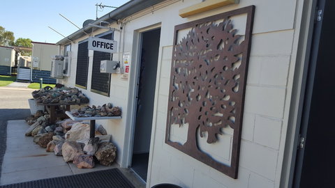 Leichhardt Accommodation - VIC Tourism 1