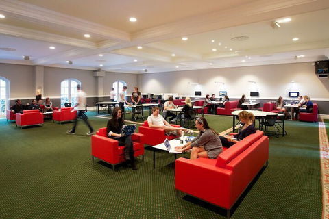 RMIT Village House - VIC Tourism 6