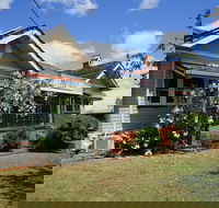 Melville House - VIC Tourism