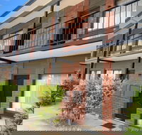 Ploughmans Motor Inn - VIC Tourism