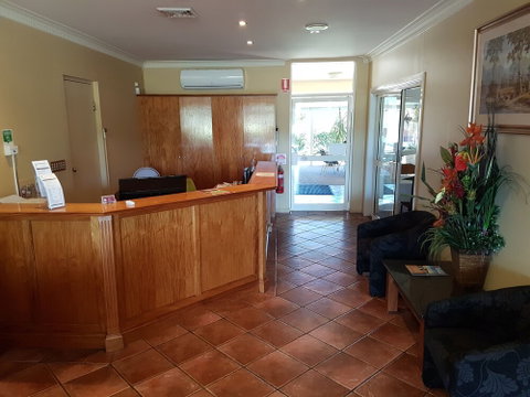 Emerald Explorers Inn - VIC Tourism 5