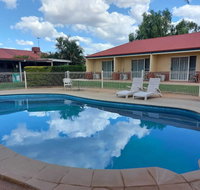Emerald Explorers Inn - VIC Tourism