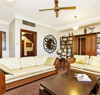 Mandalay Luxury Stay - VIC Tourism