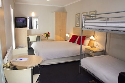 Nebula Motel Cooma - VIC Tourism 4