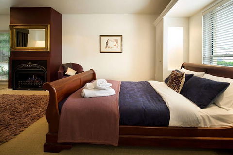 Zen Suite - VIC Tourism 0