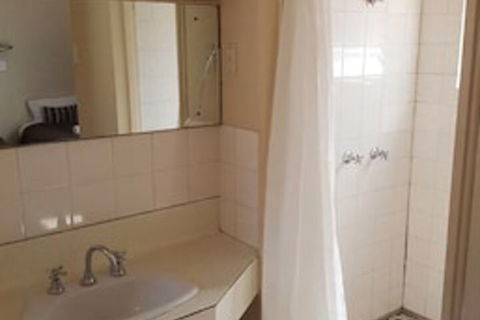 Windsor Hotel Dalby - VIC Tourism 0