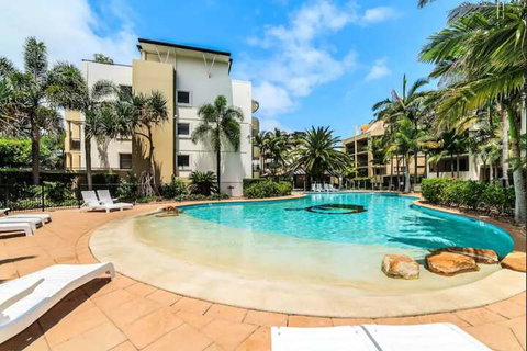 Gold Coast Apartment At Sandcastles On Broadwater - VIC Tourism 2