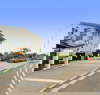 City Stadium Apartment on the riverfront - VIC Tourism